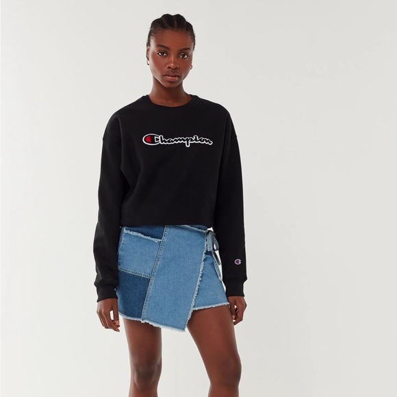 Champion Class script crew neck hoodie - Picture 2 of 8